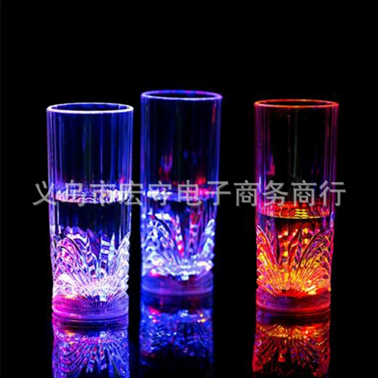 Индукционная световая чашка LED от - водоактивируемая светящаяся стеклянная чашка с изображением дракона, 301–400 мл