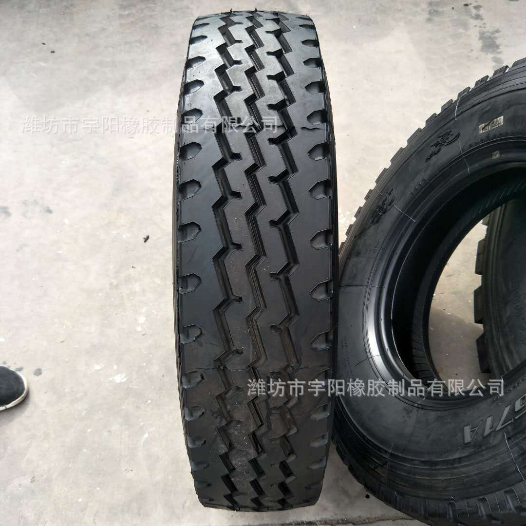 全钢丝子午线7.50R16卡车 货车轮胎 三线    加厚抗刺扎