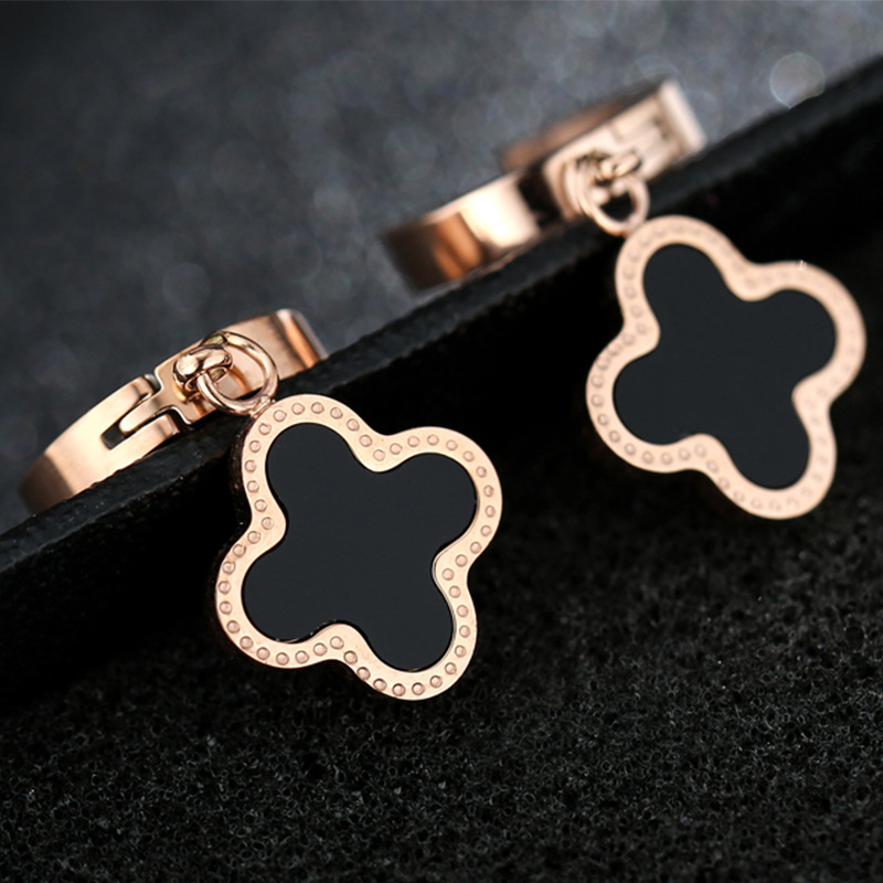 Pendientes de trébol de alta calidad para mujeres 2020 nuevos pendientes de moda de Corea del Sur elegantes de celebridades de Internet personalizados pequeños pendientes simples