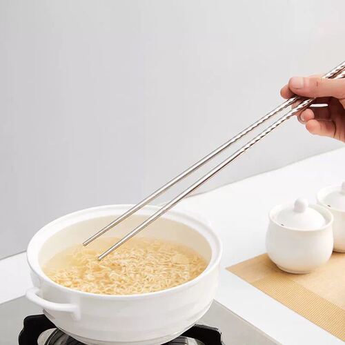 304 stainless steel extended chopsticks Chinese-style household hot pot chopsticks commercial non-slip and anti-scalding noodles frying chopsticks