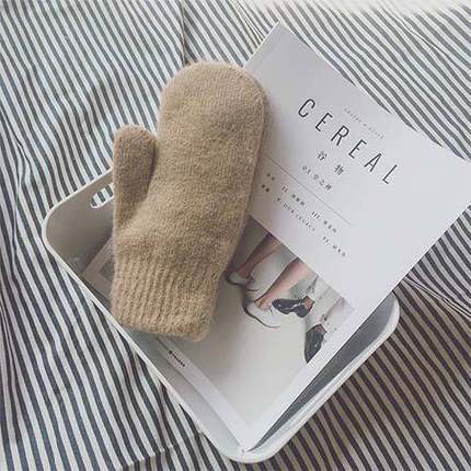 Invierno de las mujeres de imitación de piel de conejo forrado de lana engrosada a prueba de frío ciclismo guantes calientes de estilo coreano de moda guantes de punto con puntero