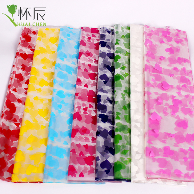 鲜花包装纸桃心玻璃纸OPP防水材质塑料纸花艺礼品包装纸厂家批发