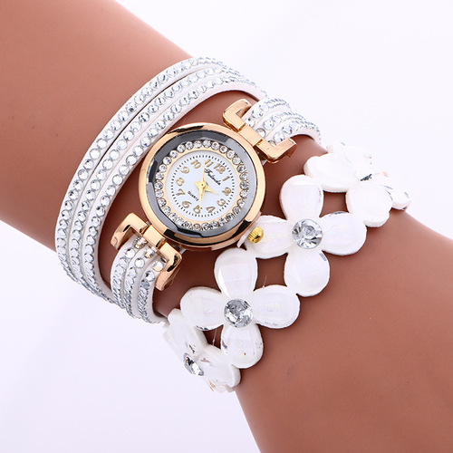 AliExpress foreign trade best-selling watch ladies winding diamond Korean velvet bracelet watch quartz watch wholesale