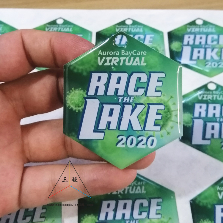 圆环不干胶贴纸 打孔滴胶贴纸 带孔水晶滴塑标贴防水个性标签