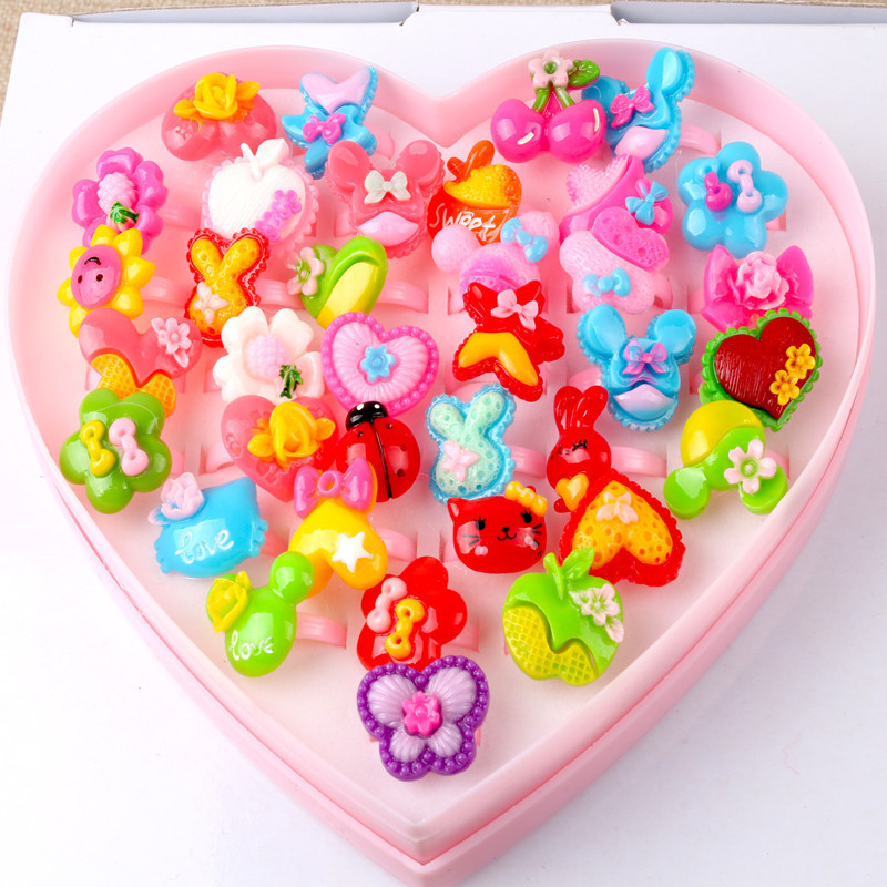 Cartoon ring