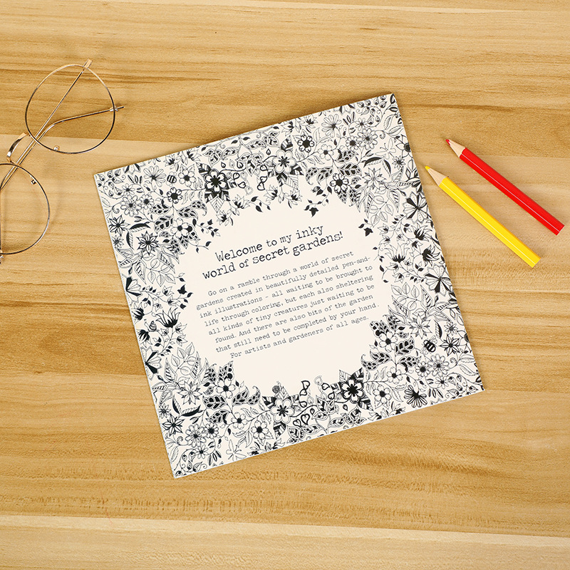 Secret Garden Black and White cover