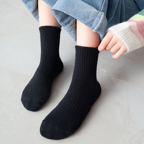 Children's socks, autumn and winter versatile monochrome knee-high socks, adult male cotton socks, girls' socks, student sports socks, white socks