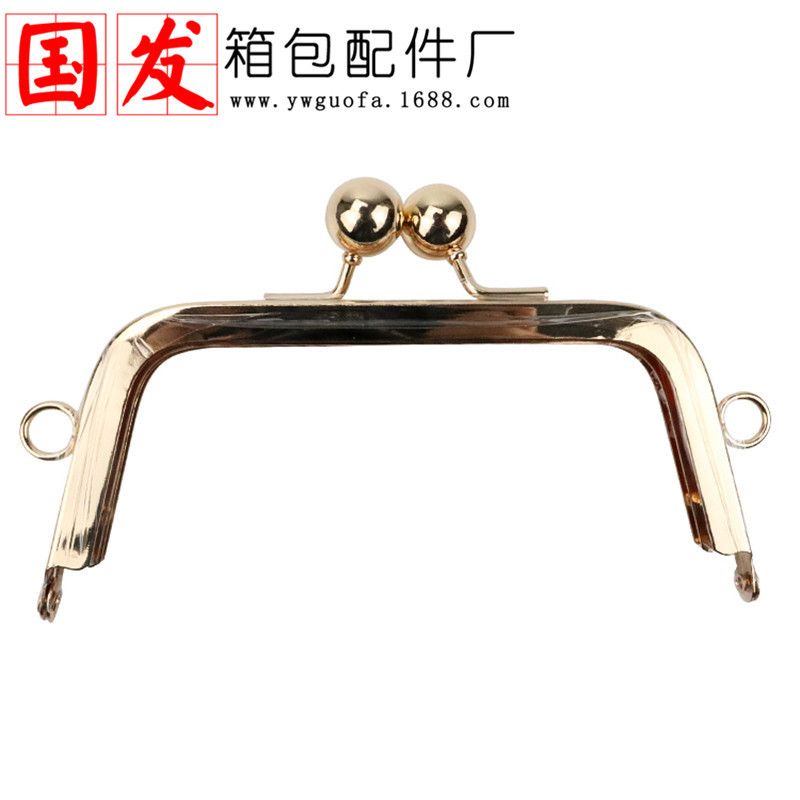 14cm trapezoidal sin agujeros de alambre de hierro orejas agujeros de presión de mano gran boca de perlas oro con agujeros de tornillo de alta calidad