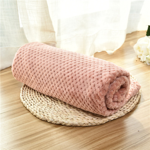Factory Direct Sale Dog Blanket Cat Blanket Autumn/Winter Warmth Thick Pineapple Fleece Dog Bed Mat Cross-border Wholesale