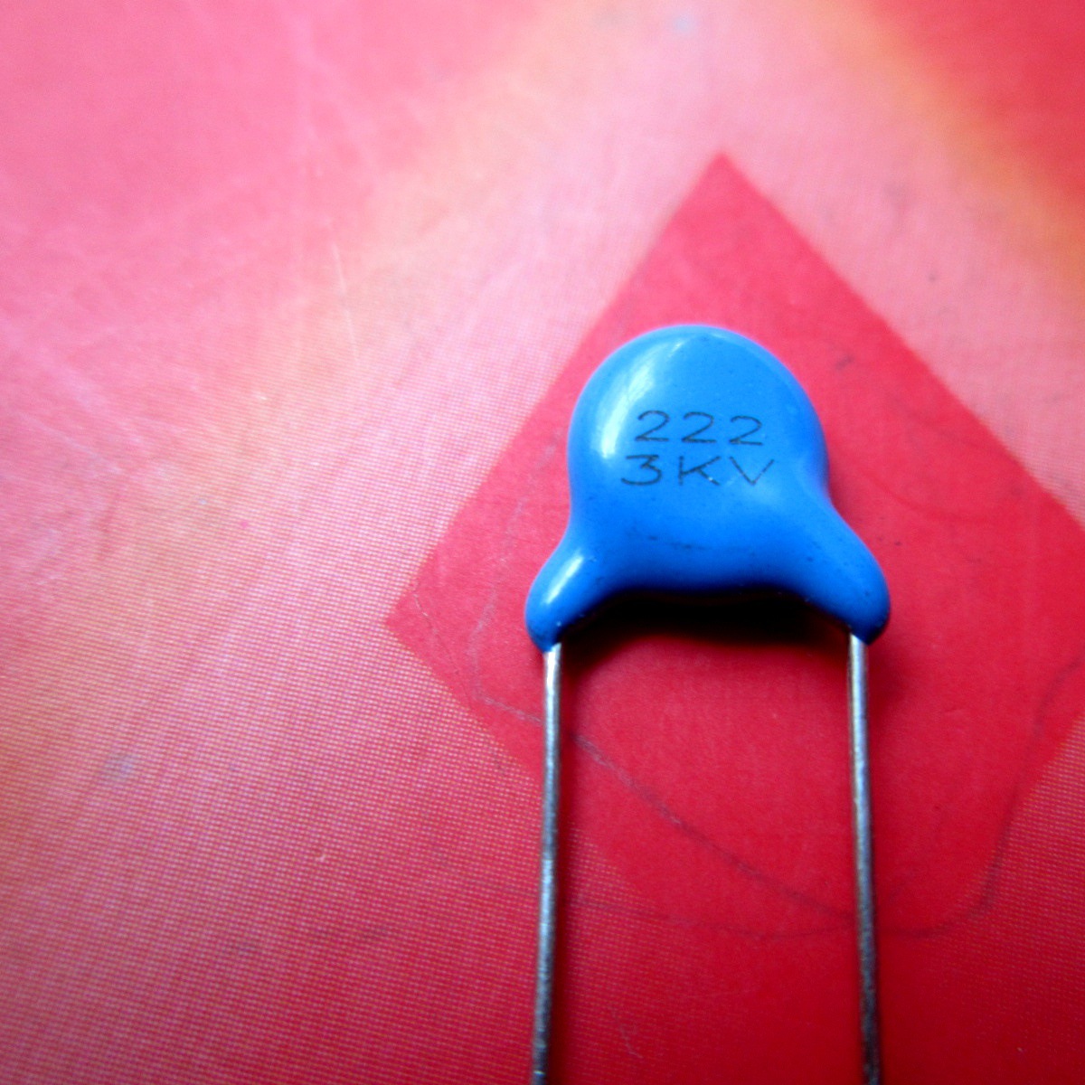 高压电容222 2KV耐高温工业陶瓷批发厂家高频应用大容量