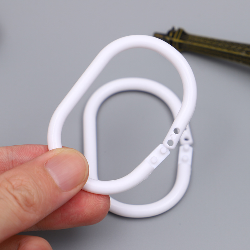 Creative plastic bed curtain accessories shower curtain hook wholesale seamless curtain bathroom with lock C- ring hook custom