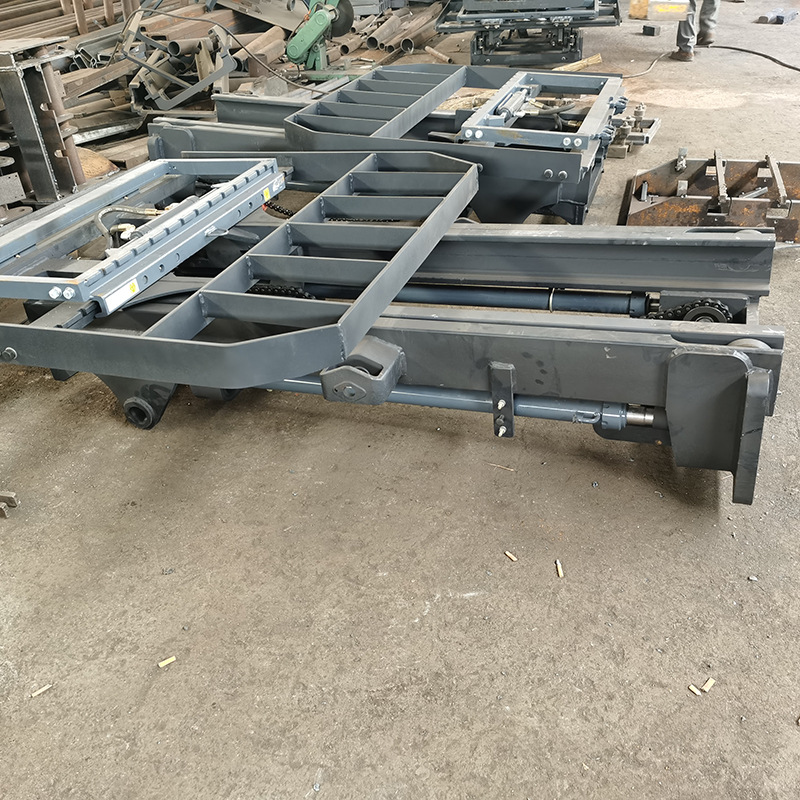 厂家直销软包夹推吐器倾翻货叉架轮胎夹非标门架 侧移等叉车属具