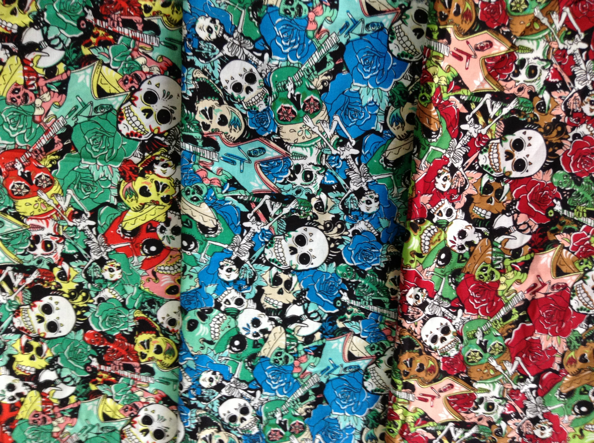 TC涤棉印花布圣诞节万圣节用布骷髅头复古圣诞节万圣节用布