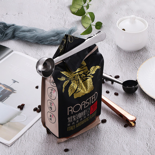 Stainless steel coffee bean spoon clip creative two-in-one measuring spoon with sealed mouth clip brushed matte gold milk powder spoon