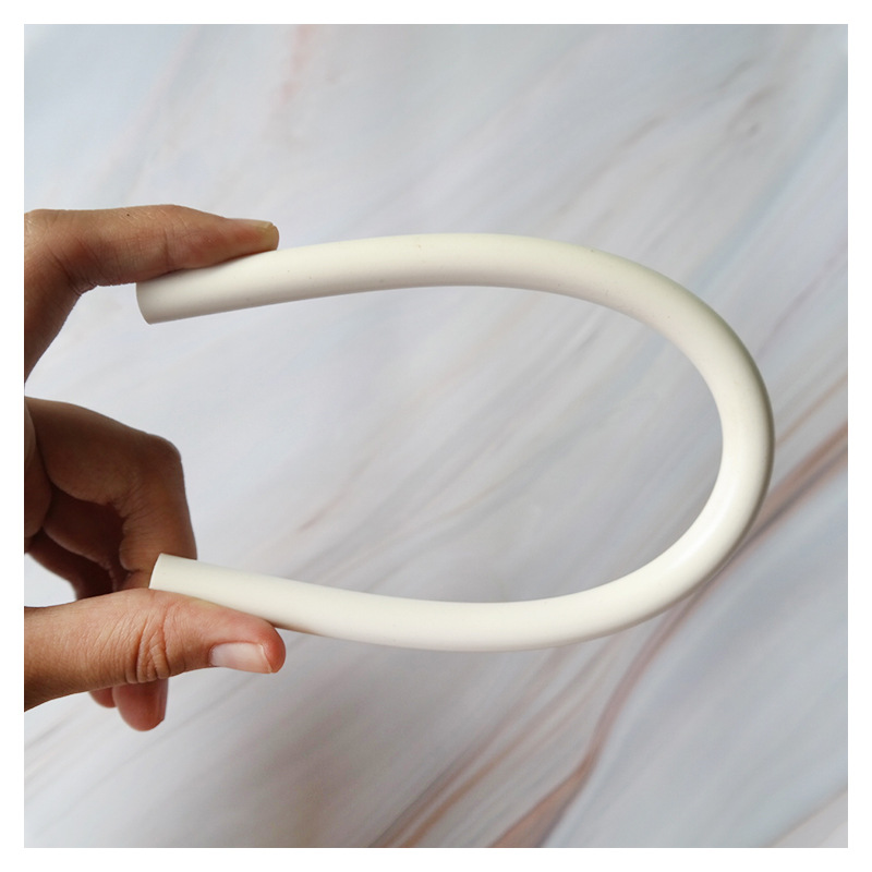 佛山厂家直供胶棒25kg白色热熔胶棒高粘型胶条胶棒胶条