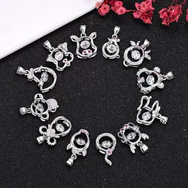 项链;吊坠;耳钉