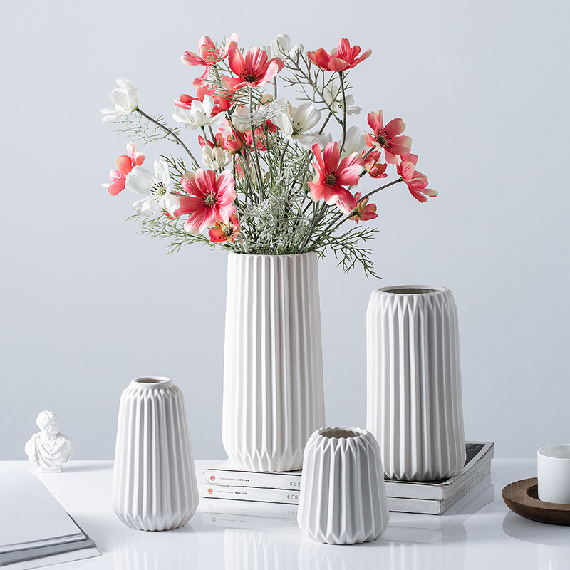批发陶瓷花瓶水培折纸摆件现代简约北欧创意客厅家居插花装饰品