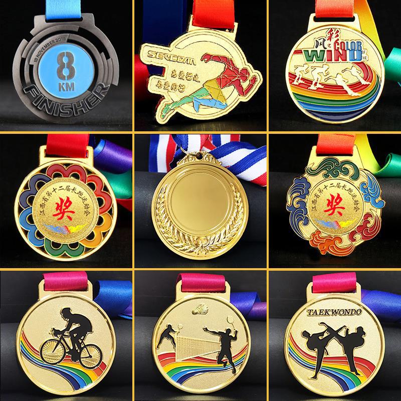 Fabricante nuevo maratón en blanco medalla conmemorativa creativa Juegos Spot placa de metal de lámina de oro impresa sobre patrón