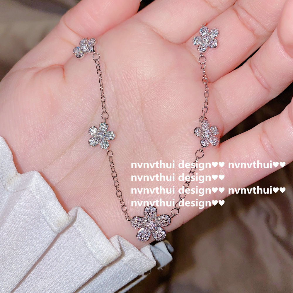 푸구이 플라워 파이브 스몰 FA 목걸이