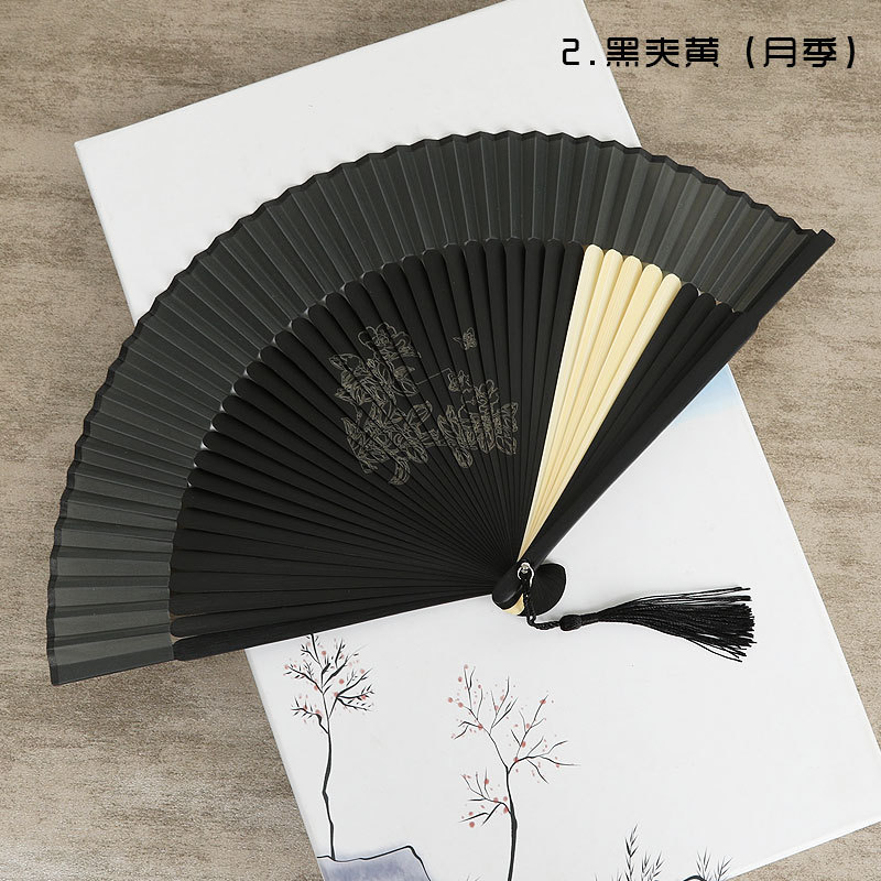 Ventilador publicitario personalizado transfronterizo bambú punta corta Borde de pintura superficie de seda ventilador plegable hueso tallado grabado procesamiento al por mayor ventilador antiguo