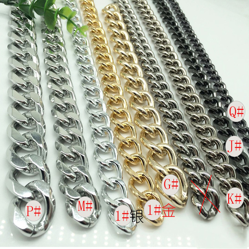 New spot quality chain bag with flower flat chain lightweight…