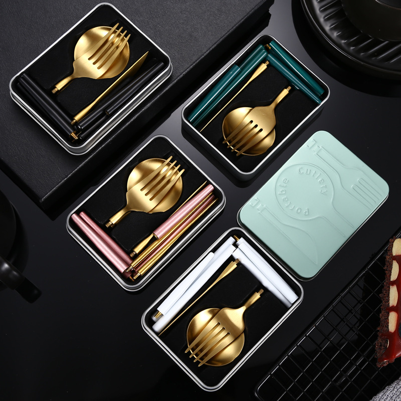 스테인리스 304 스틸 포르투갈식 나이프, 포크, 스푼, 젓가락으로 구성된 식기 세트, 여행용 심플 스타일