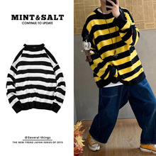 工厂批发跨境秋冬男式休闲韩版时尚条纹毛衣宽松圆领情侣衫针织衫