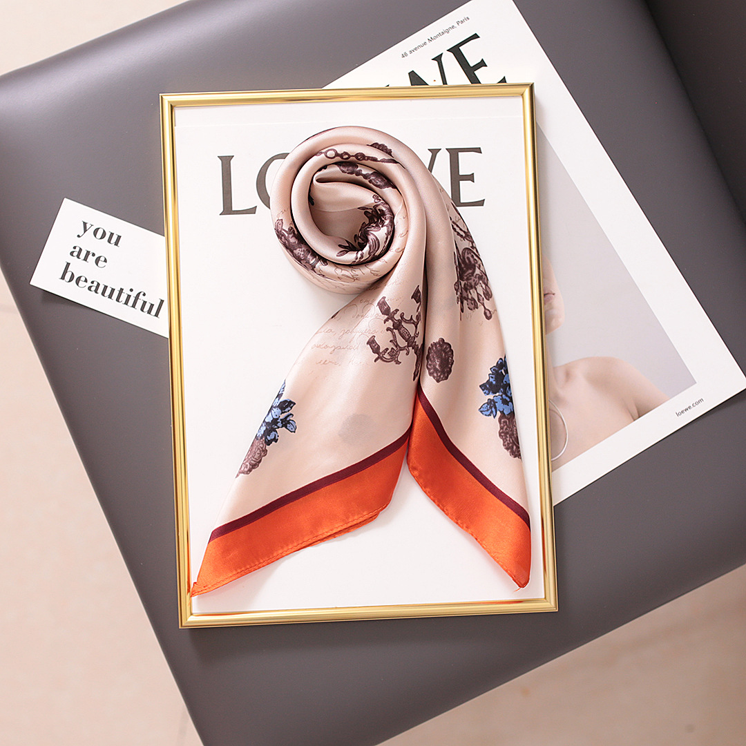 Korean version with good texture, new sunscreen professional versatile small square headscarf, women's decorative scarf,_voghion.com