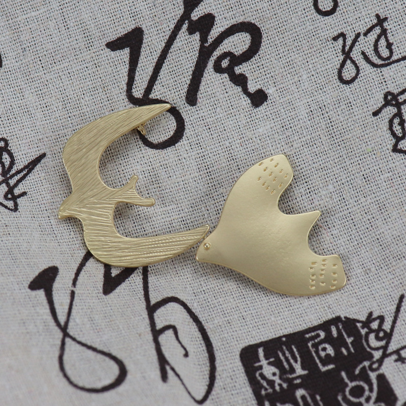 Japanese Masakawa Style Brooch Matte Swallow Corsage Clothing Accessories