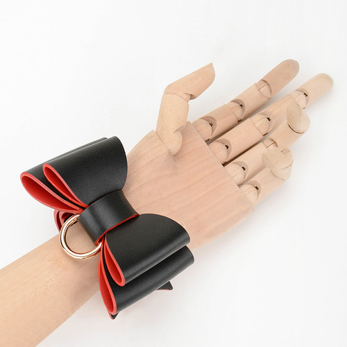 Adult novelty leather handcuffs alternative toy intimate bedroom accessories dropshipping one piece