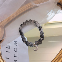 ��Ȼ�ڰl������ʯ����ִ���H�W���|�ۿ����C�����|����