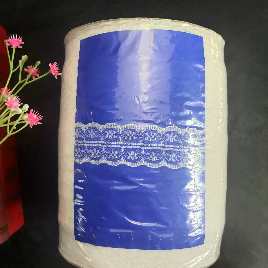 Кружевная тесьма (Quanlite) 2,8 см с волнистым краем для штор и москитных сеток, белая/чёрная