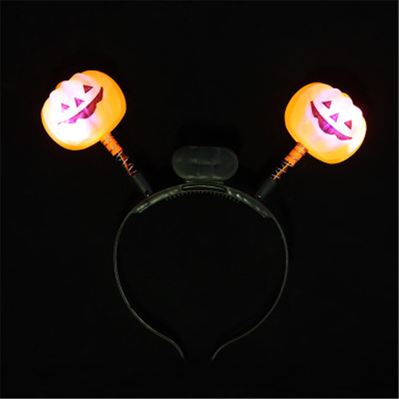 ハロウィンのカボチャの鬼の頭はカチューシャを掛けます。|undefined