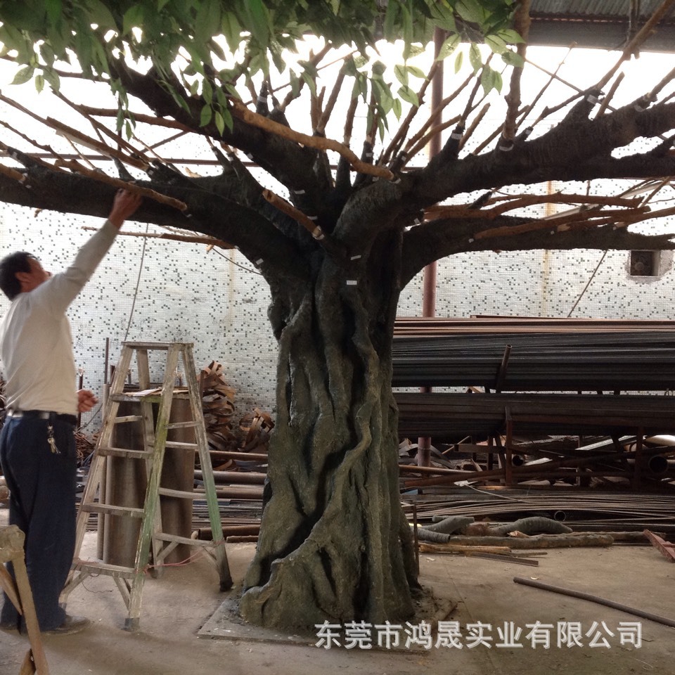 仿真树厂家  玻璃钢榕树杆批发 古树树杆热卖 室内外装饰树干批发
