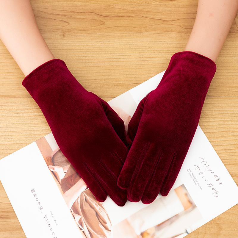 Velvet gloves