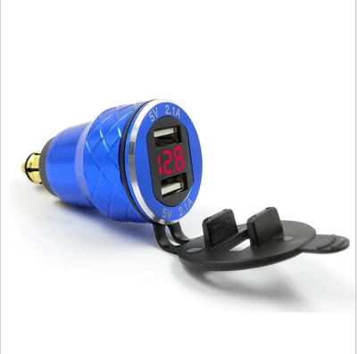 Metal with Voltage Display Car — Mobil şarj cihazları - blue-shell-red-display