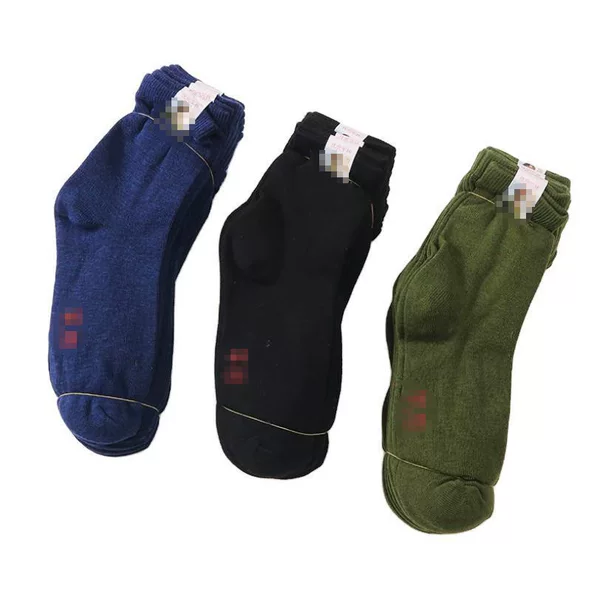Middle-aged and elderly solid color socks labor protection solid socks men's mid-calf socks army green running rivers and lakes stall socks wholesale