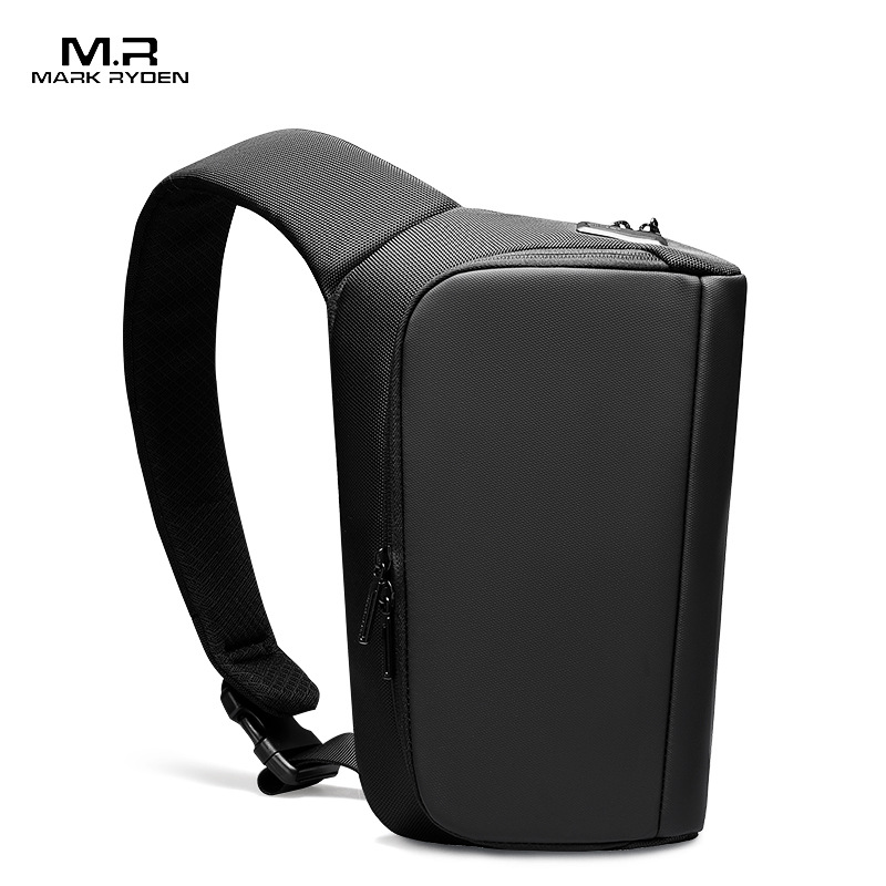 fashionable one-shoulder bag