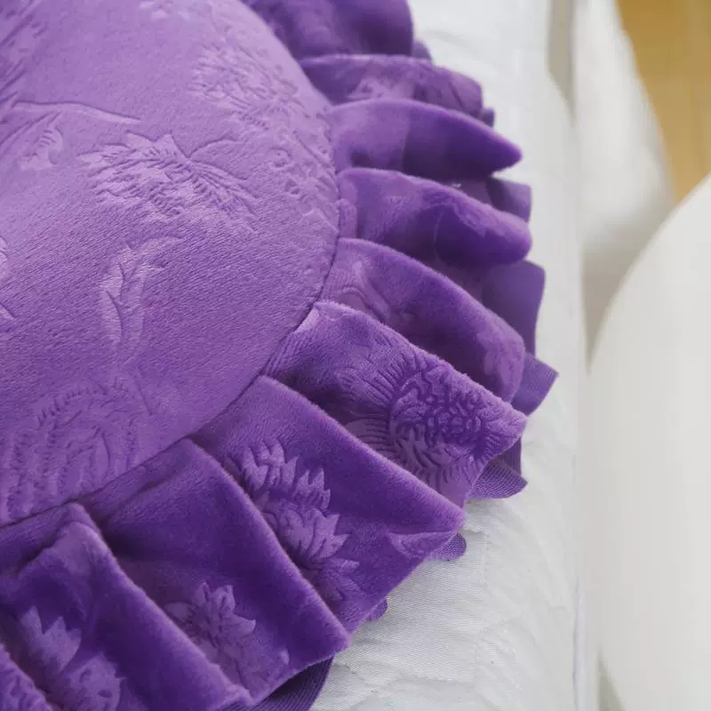 Cosmetic pillow, detachable soft massager from pearl, for beauty salons