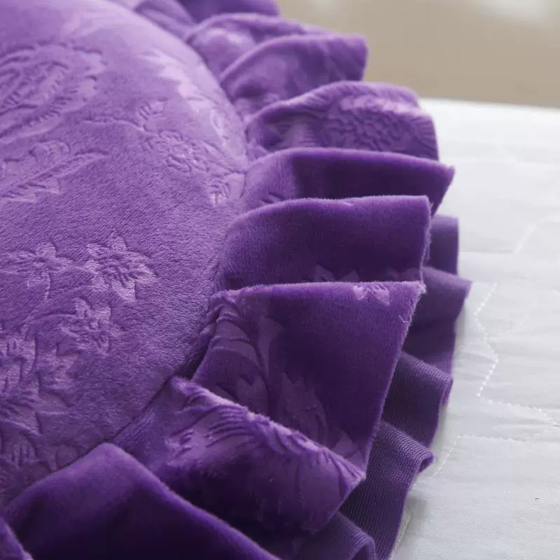 Cosmetic pillow, detachable soft massager from pearl, for beauty salons