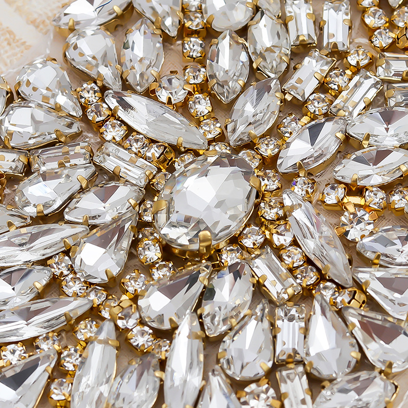 2023 Amazon Venta caliente rhinestone joyería accesorios Ropa Accesorios aleación rhinestone adhesivo caliente rhinestone apliques