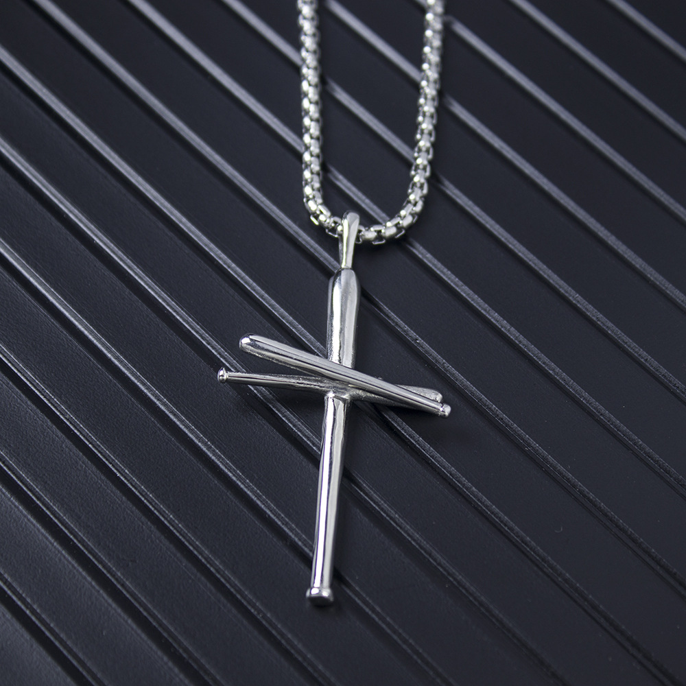 Collana con croce in acciaio inox stile punk per uomo e donna_voghion.com