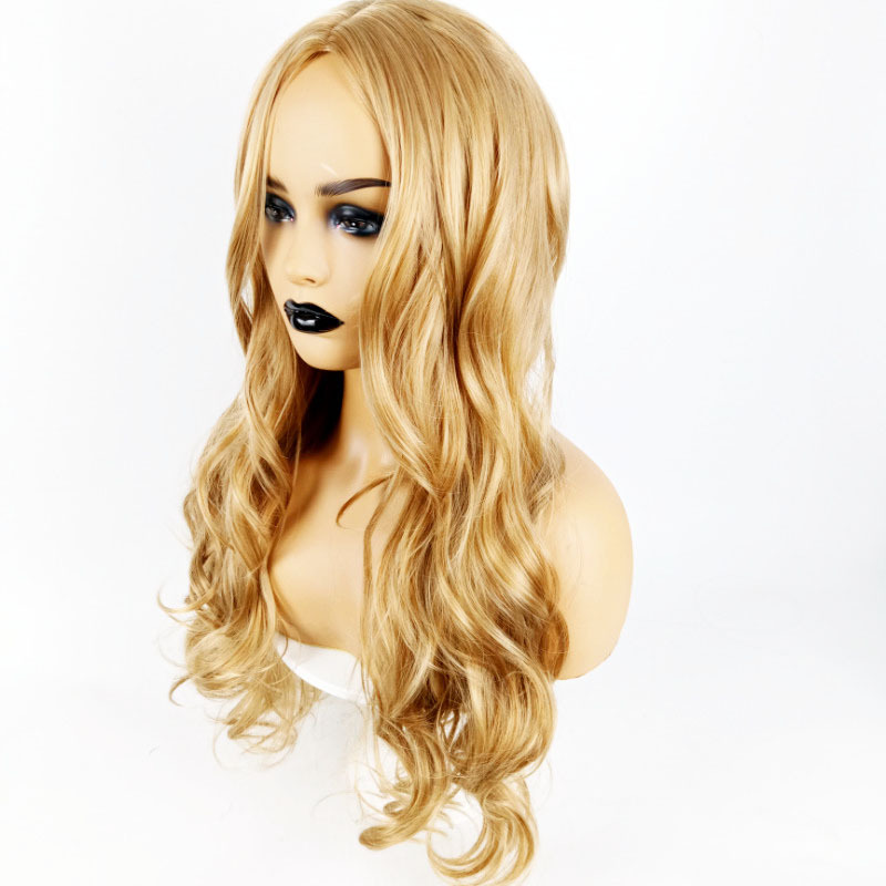 Fábrica al por mayor Peluca de fibra química europea y americana al por mayor de las mujeres de pelo largo rizado medio teñido mate alta temperatura seda en stock