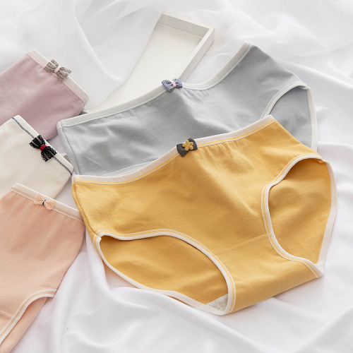 Japanese women's underwear pure cotton crotch simple girl pants breathable cotton mid-waist sweet student briefs wholesale