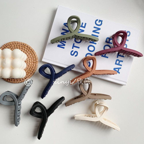 Frosted large hairpin Korean updo hair clip girls back of the head hair clip headwear large shark hairpin wholesale