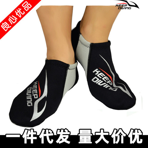 keep diving socks snorkeling socks 3MM color punching breathable sandproof beach DS-112