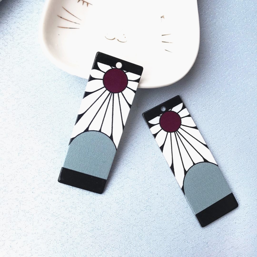 Anime japonés nuevo Ghost Blade carbón zhilang mismo estilo pendientes tira de acrílico DIY creativo puede ser personalizado