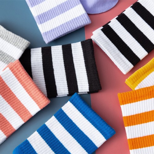 Three stripes sports socks Korean style black and white striped cotton mid-length socks striped Korean style college style ins trend