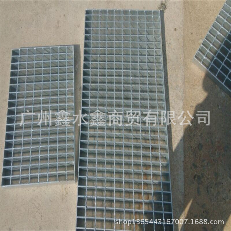 生产各种规格型号热镀锌钢格板格栅板踏步板沟盖板货期准量大优惠