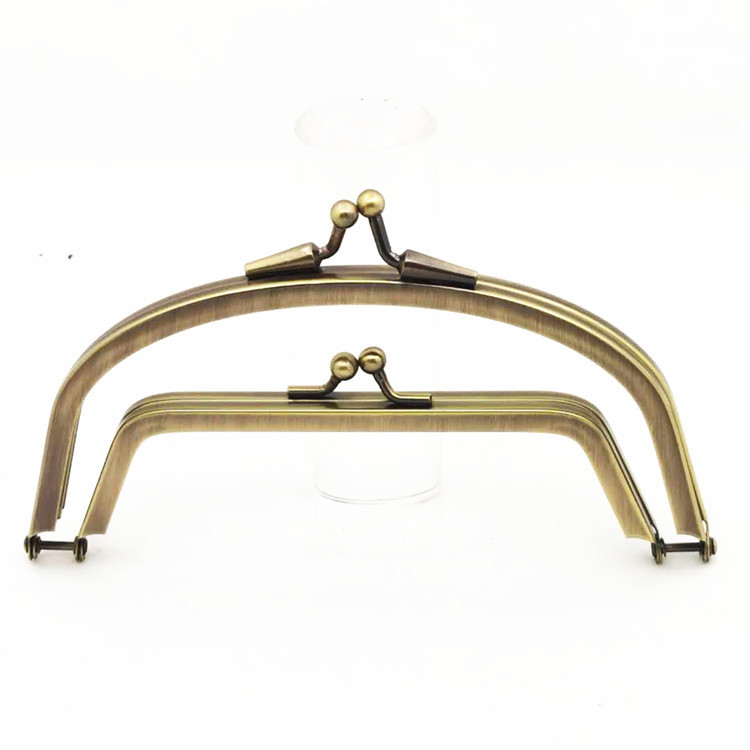 厂家批发  出口拱形车件头古铜色子母较口金夹 手袋箱包较五金